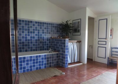 19-baignoire-machine-linge-casa-rabos
